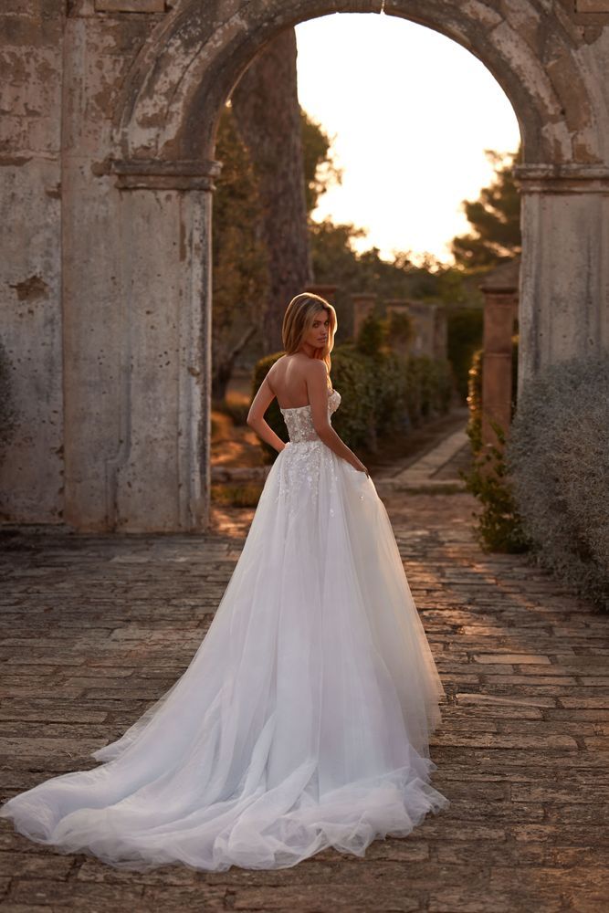 Damaris Sukienki